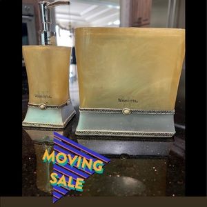 Wamsutta Resin Silver Tissue Box Cover & Soap or Lotion Dispenser 2 piece